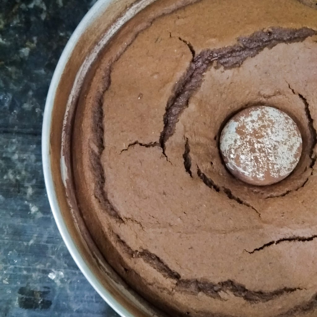 Bolo de Chocolate com Ameixa